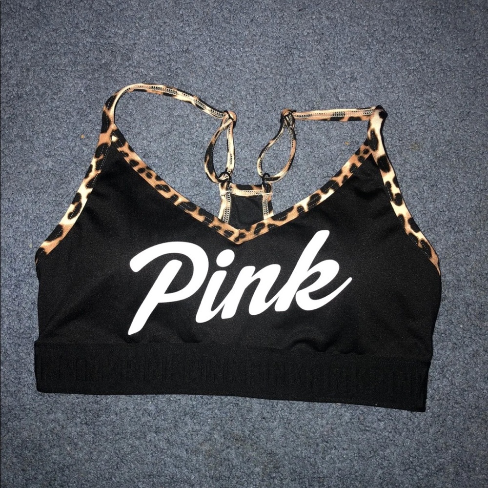 NWOT PINK Ultimate Lightly Lined Sports Bra